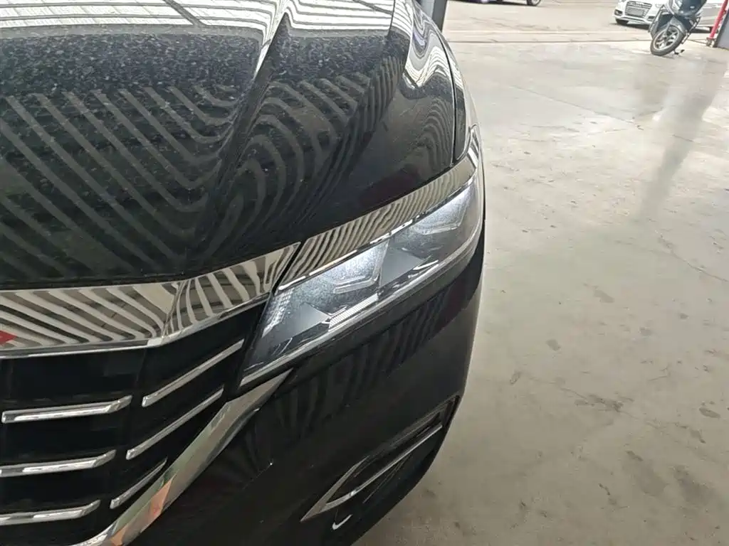 Volkswagen Passat 2019 — фото 24