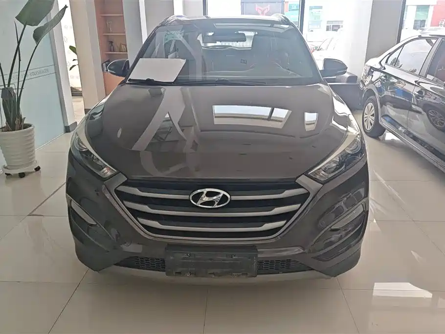 Hyundai Tucson 2018 — фото 2