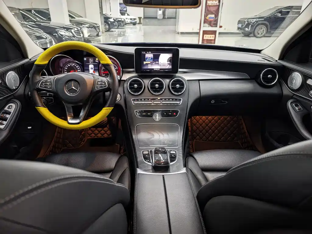 Mercedes-Benz C-Class 2018 — фото 6