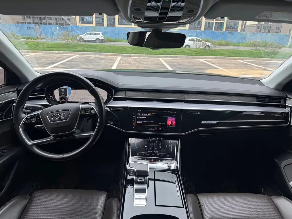 Audi A8 2021