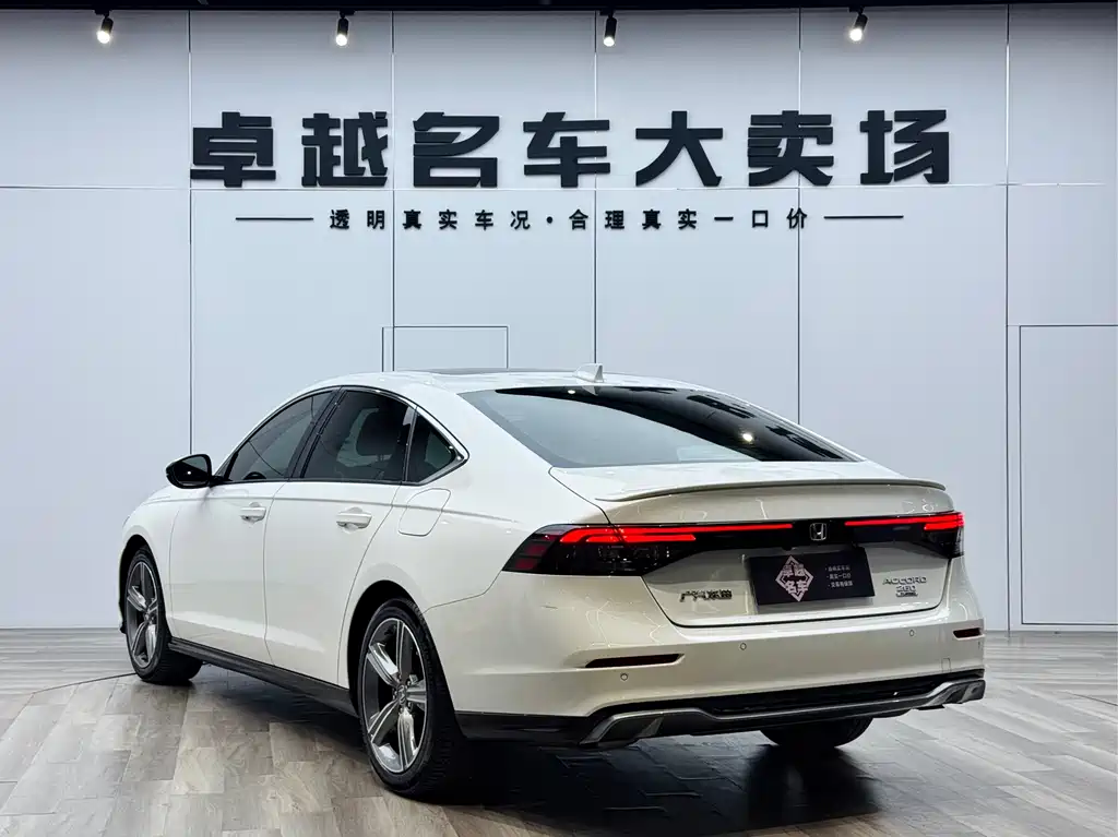 Honda Accord 2023 — фото 12