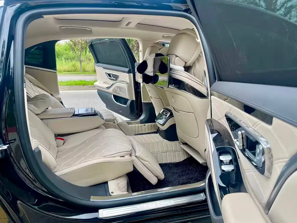 Mercedes-Benz S-Class 2025 — фото 7
