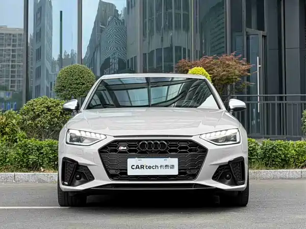 Audi S4 2024