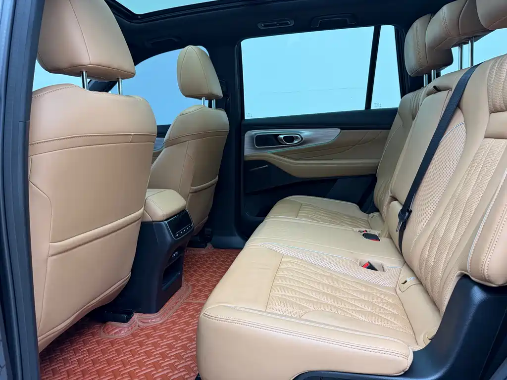 GAC Trumpchi GS8 2023 — фото 6
