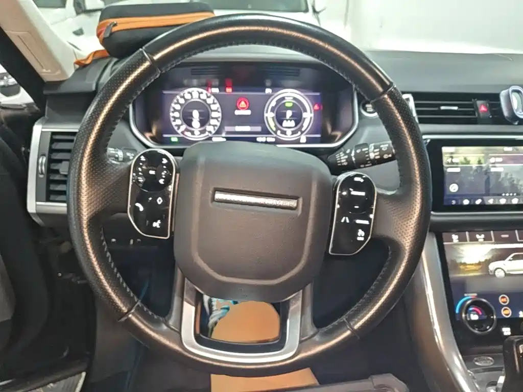 Land Rover Sport PHEV 2021 — фото 11