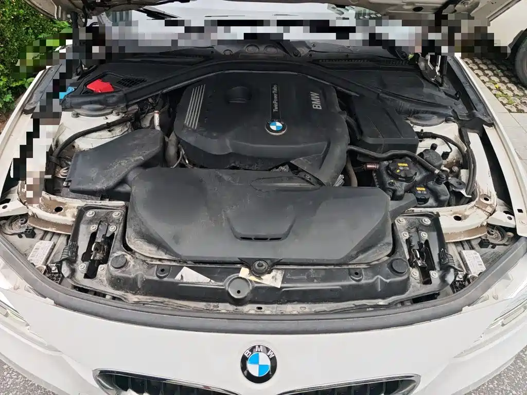 BMW 3 Series 2019 — фото 11