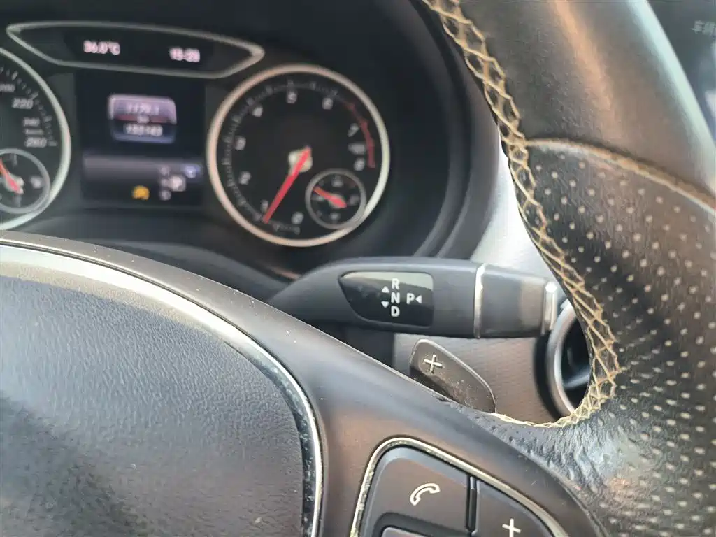 Mercedes-Benz B-Class 2017 — фото 10