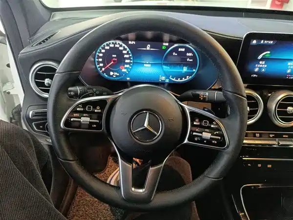 Mercedes-Benz GLC 2021