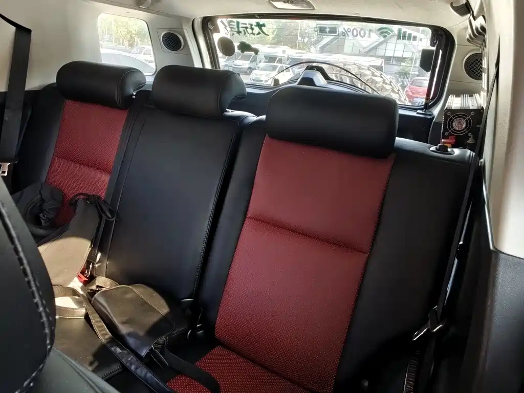 Toyota FJ Cruiser 2019 — фото 3