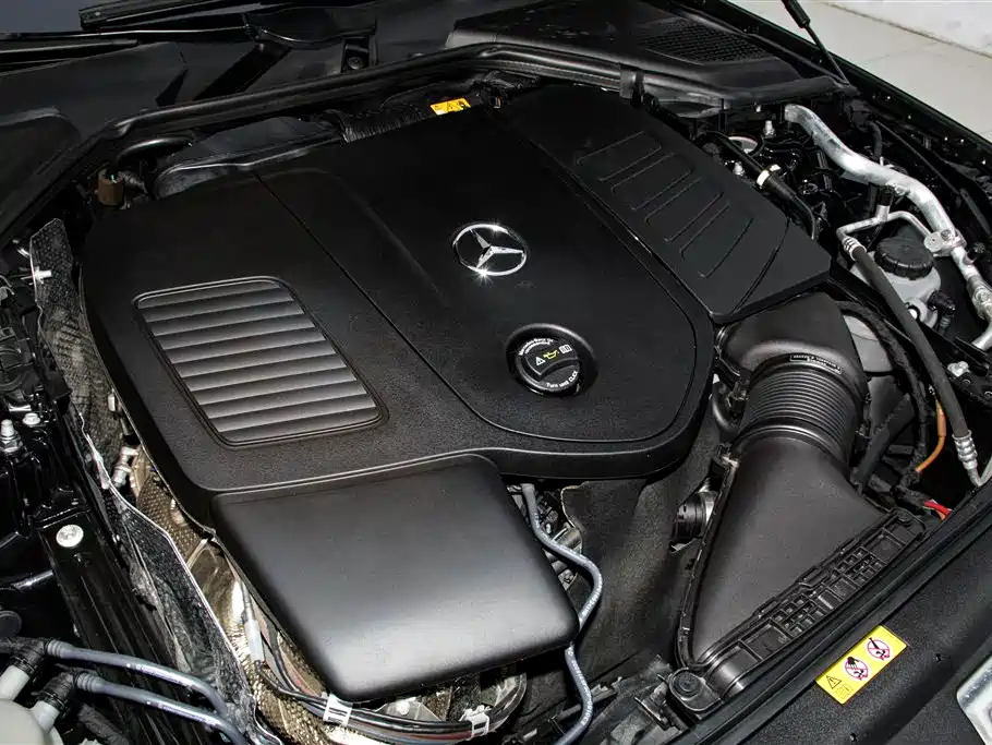 Mercedes-Benz E-Class 2024 — фото 13