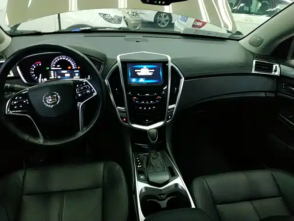 Cadillac SRX 2014