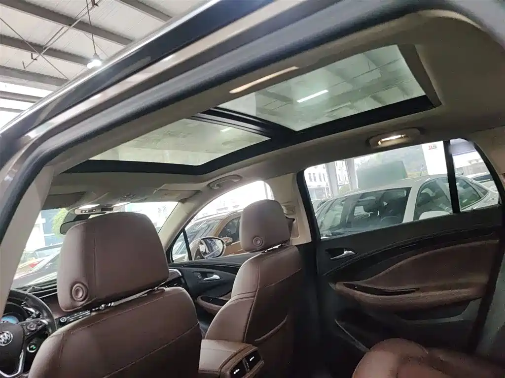 Buick Envision Plus 2018 — фото 14