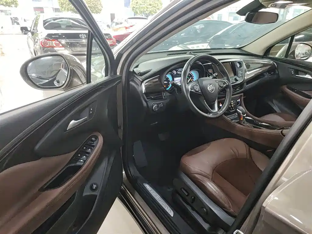 Buick Envision Plus 2018 — фото 12