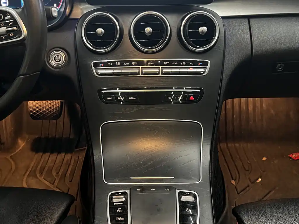 Mercedes-Benz C-Class 2019 — фото 6