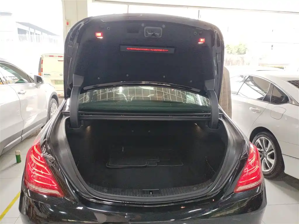 Mercedes-Benz S-Class 2015 — фото 17