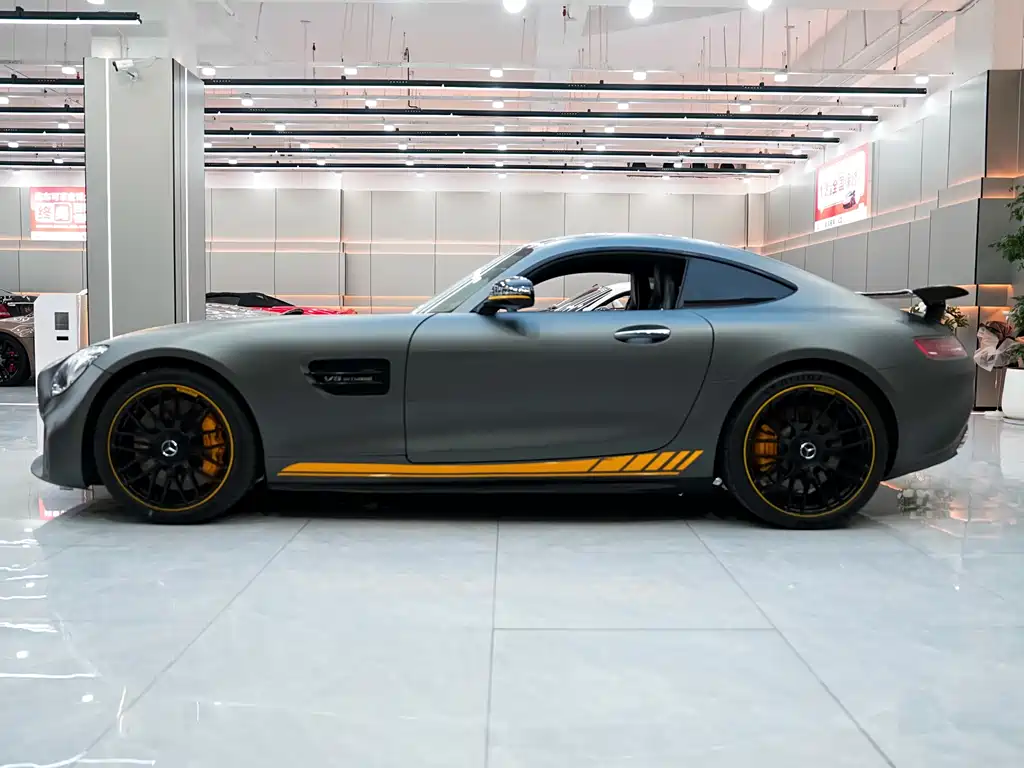 Mercedes-Benz AMG GT 2017 — фото 11