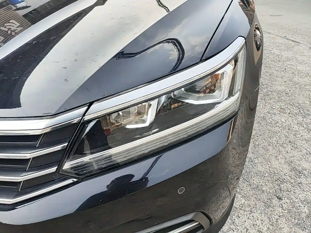 Volkswagen Passat 2017 — фото 24