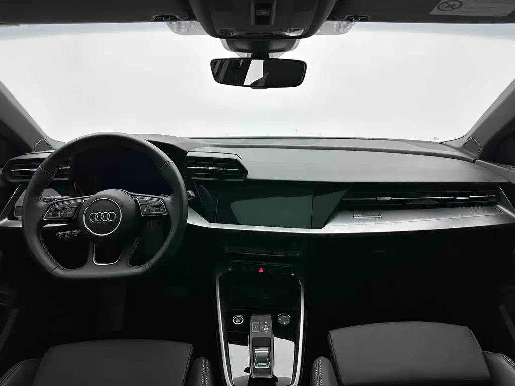 Audi A3 2023 — фото 15