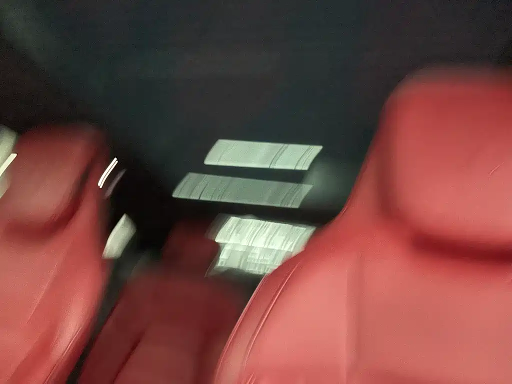 Porsche Taycan 2021 — фото 9