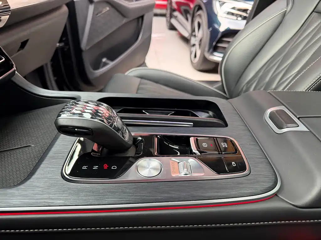 GAC Motor Trumpchi GS8 2023 — фото 18