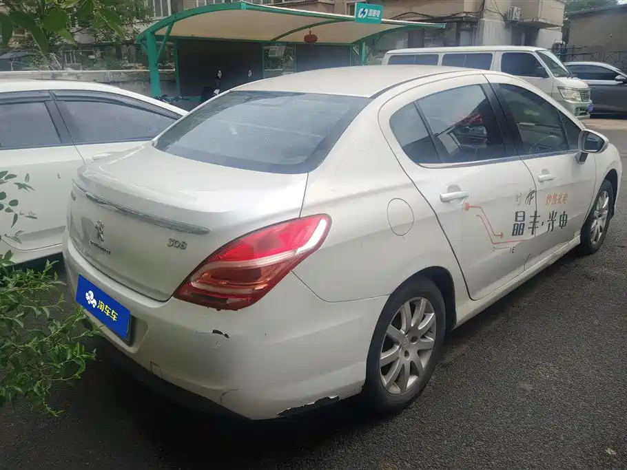 Peugeot 308 2016