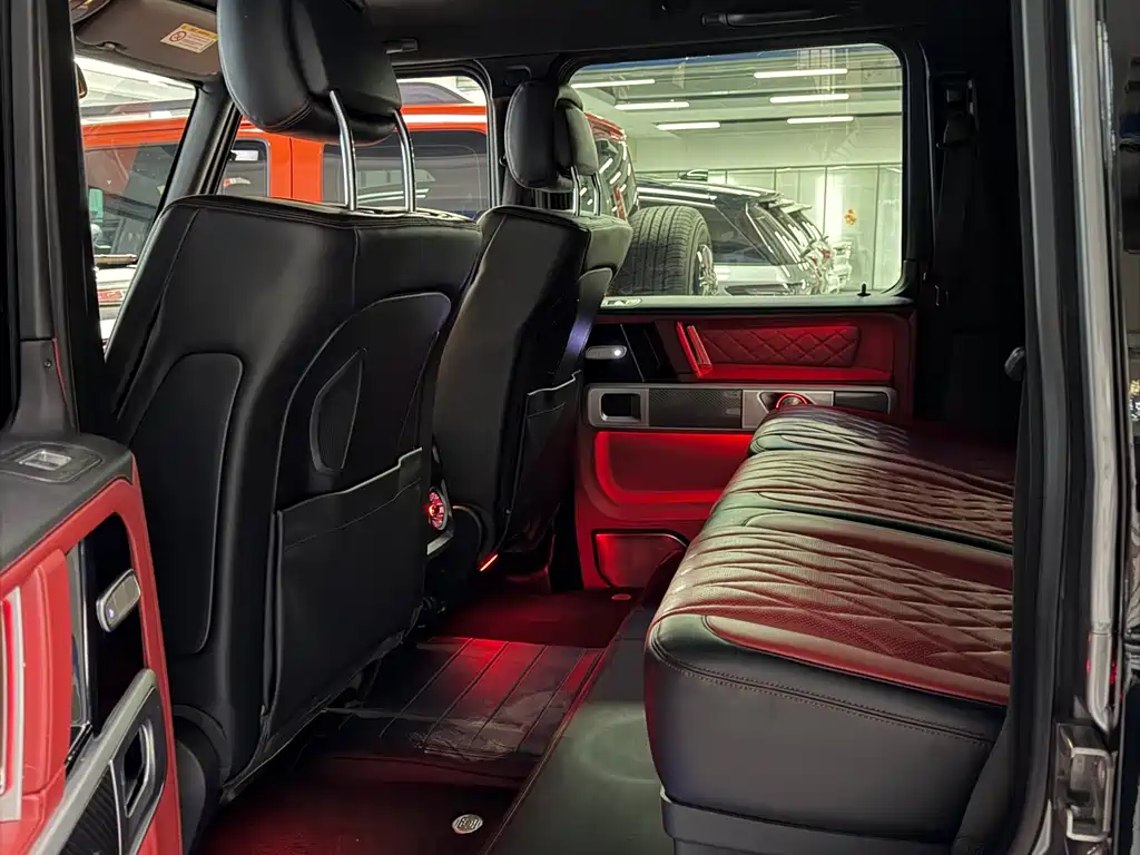 Mercedes-Benz G-Class 2017 — фото 14
