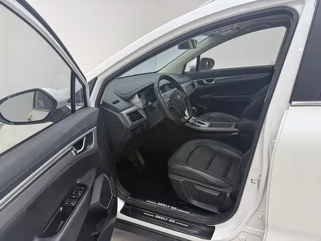 Geely Emgrand GS 2019 — фото 11