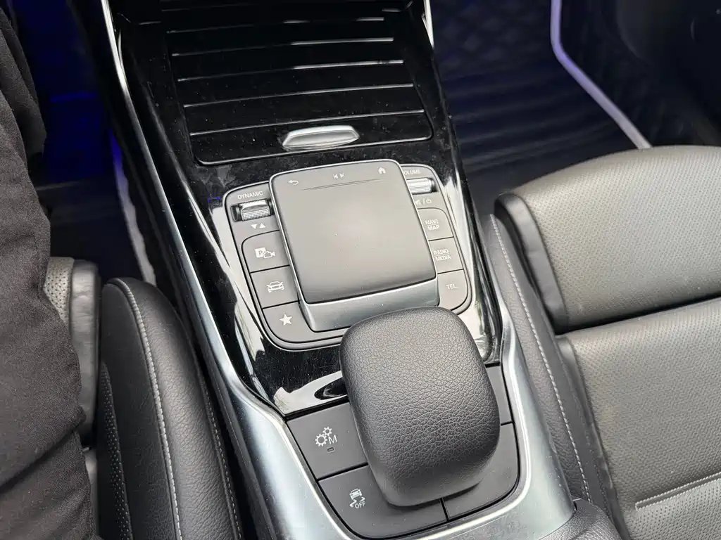 Mercedes-Benz A-Class AMG 2022 — фото 19