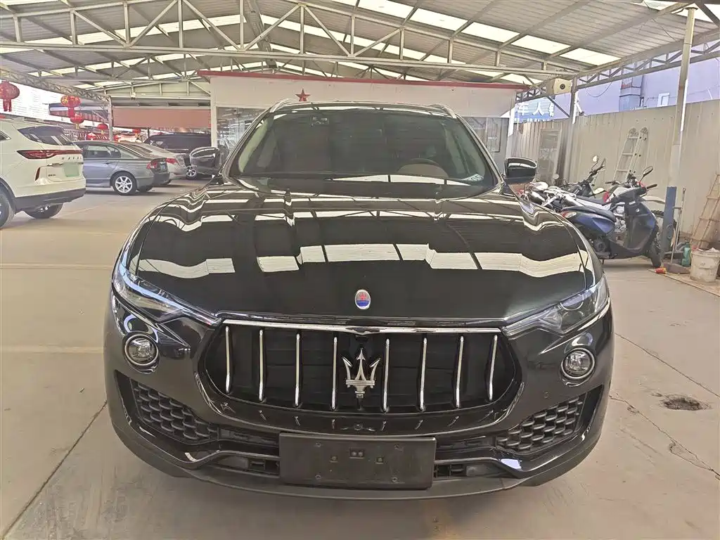 Maserati Levante 2018 — фото 3