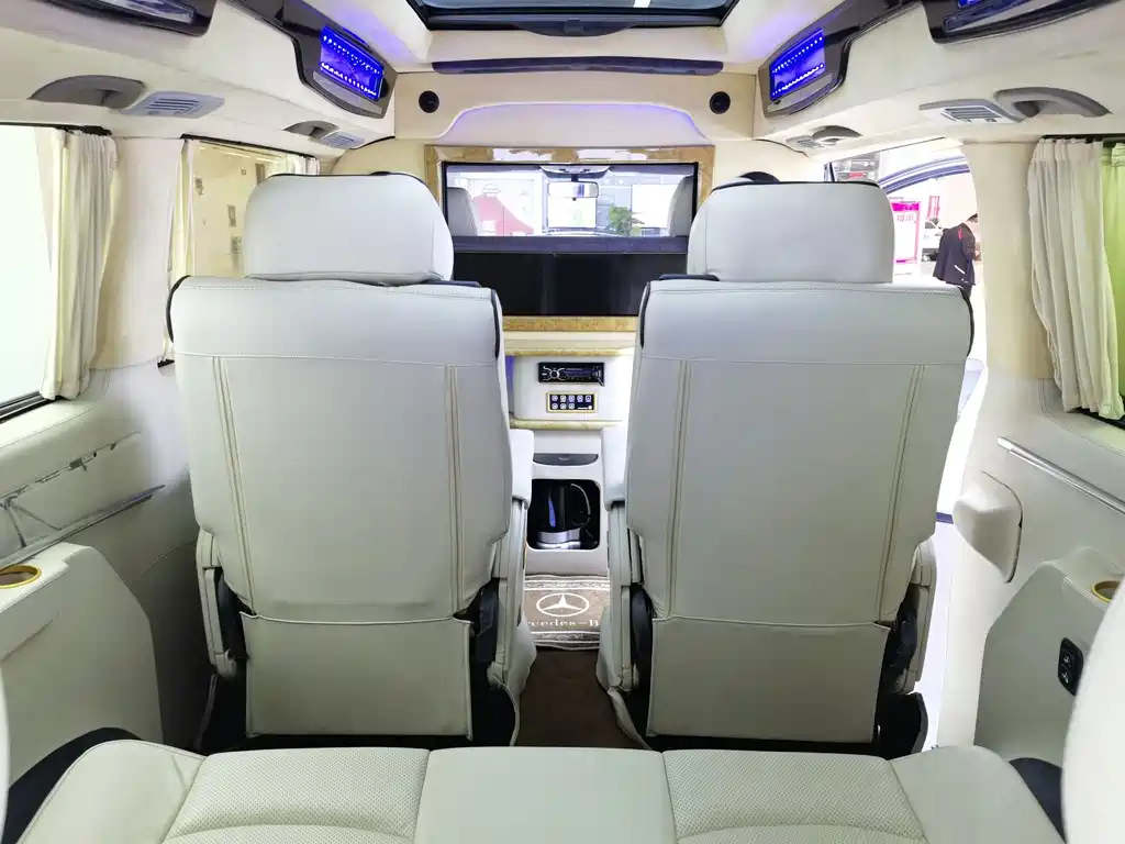Mercedes-Benz Vito 2014 — фото 10