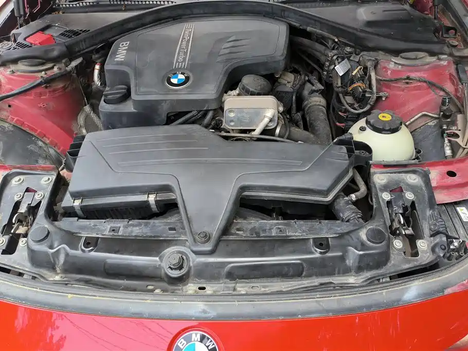 BMW 3 Series 2012 — фото 10