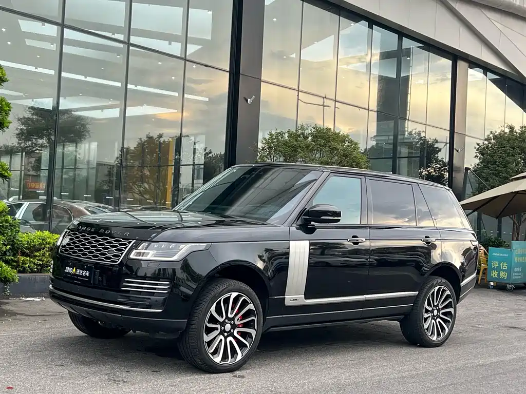 Land Rover Range Rover 2019 — фото 1