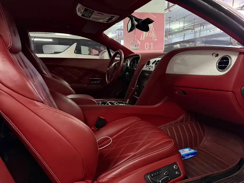 Bentley Continental 2016