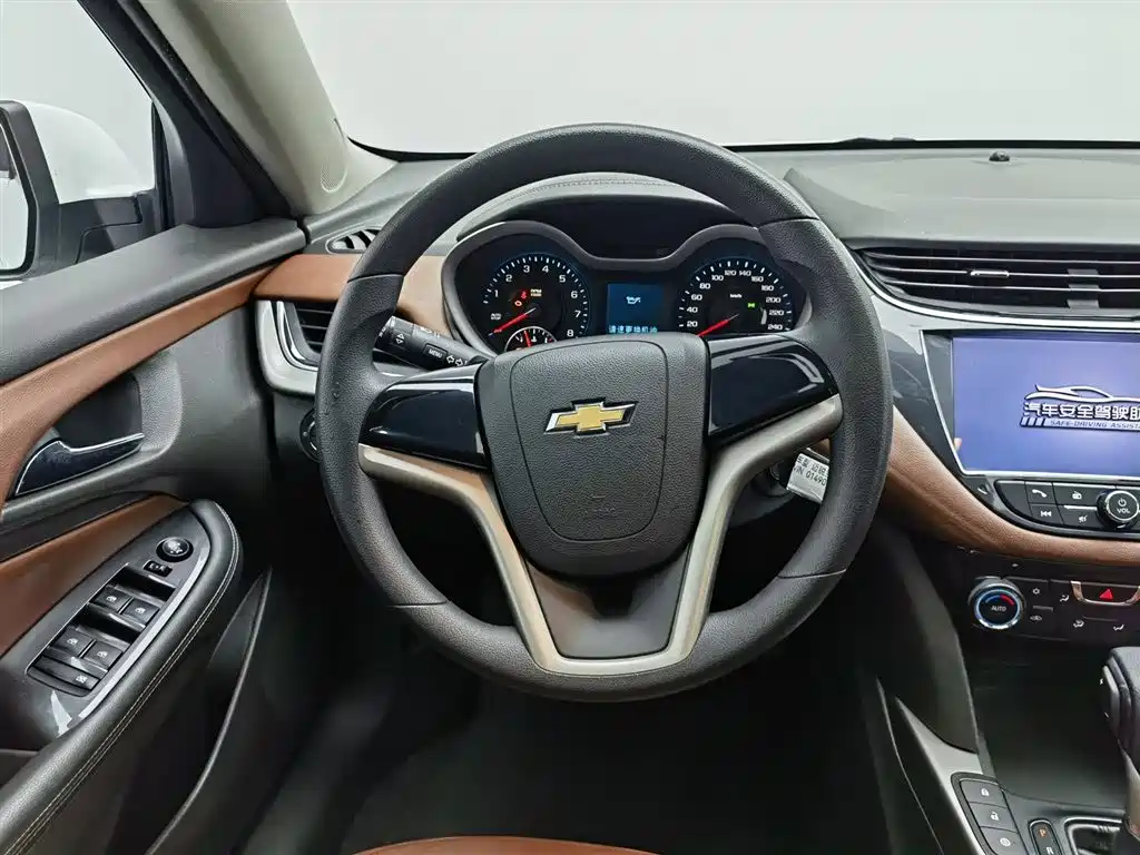 Chevrolet Malibu 2016 — фото 11