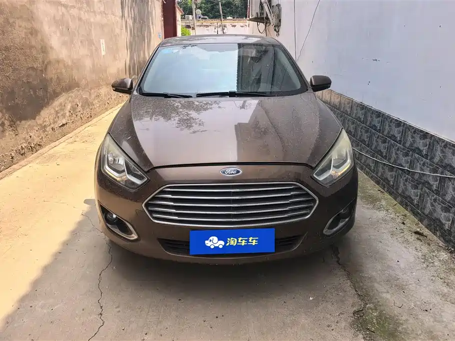 Ford Escort 2016