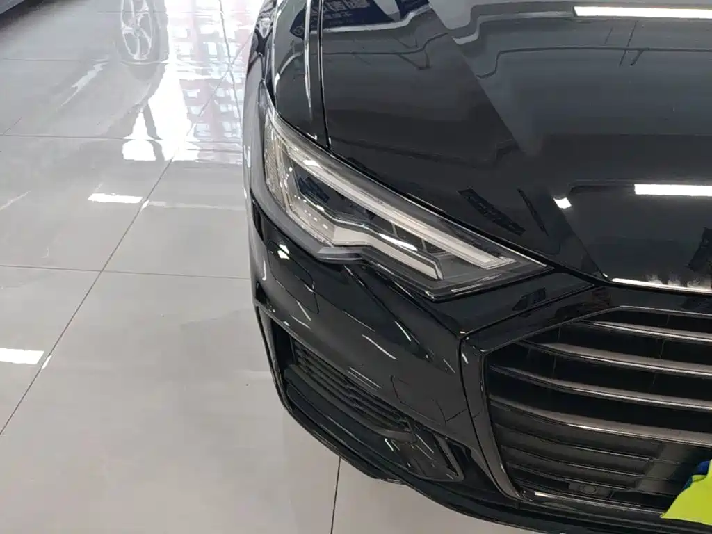 Audi A6 2023 — фото 13