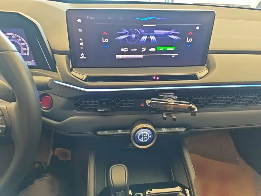 Honda Accord 2024 — фото 11