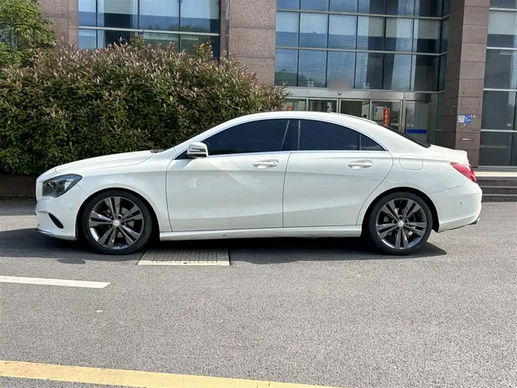 Mercedes-Benz CLA 2017 — фото 22