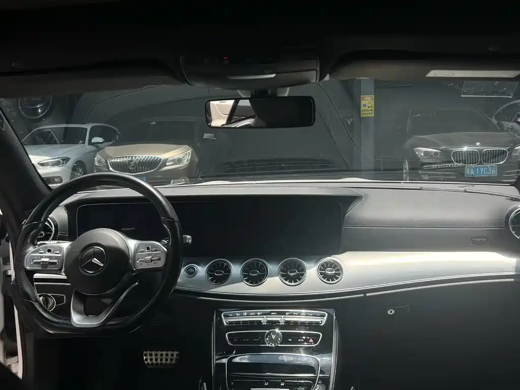 Mercedes-Benz E-Class 2020 — фото 9