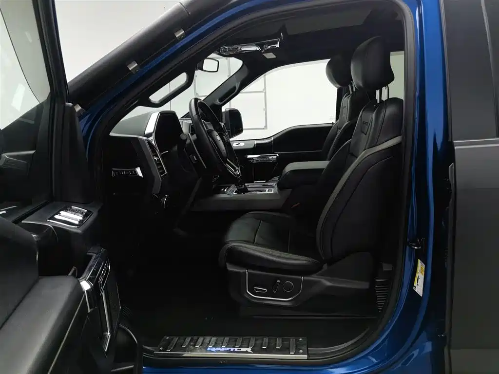 Ford F-150 Raptor 2018 — фото 10