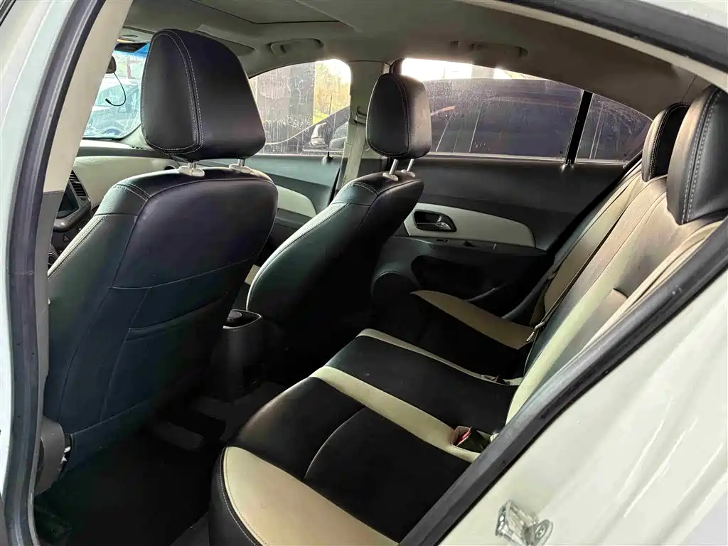 Chevrolet Cruze 2015 — фото 3