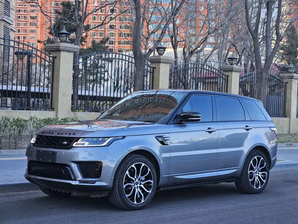 Land Rover Sport 2021 — фото 1