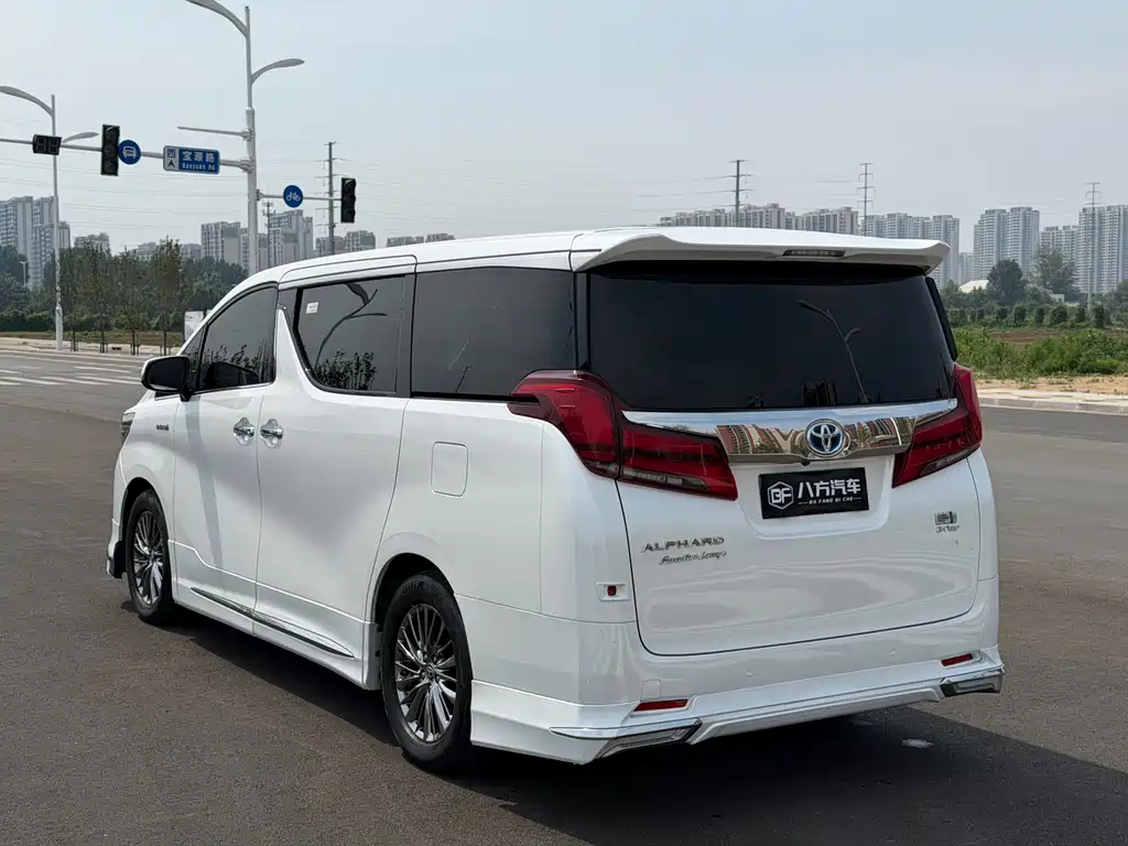 Toyota Alphard 2019