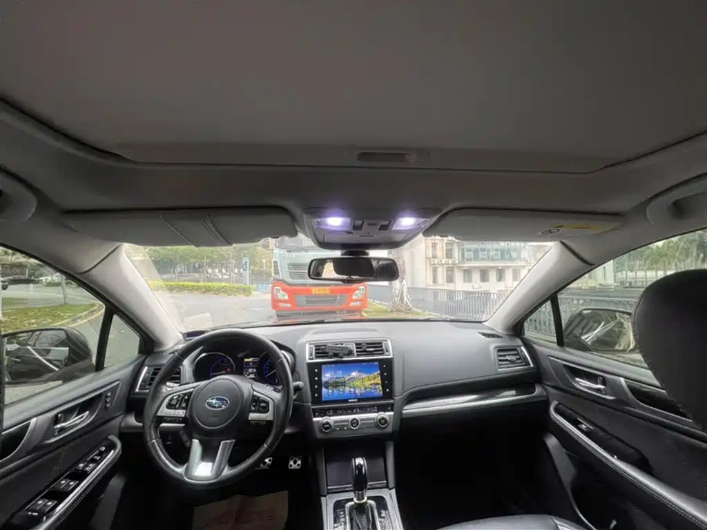 Subaru Outback 2016 — фото 17