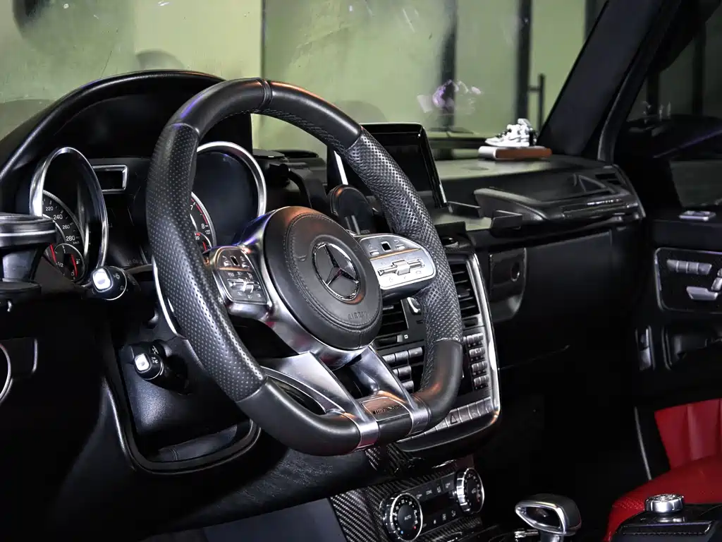 Mercedes-Benz G-Class 2016 — фото 14