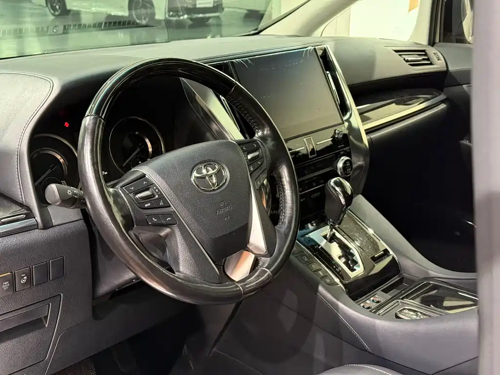 Toyota Vellfire 2020