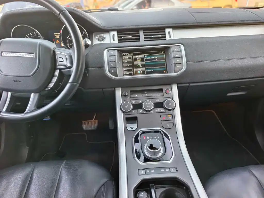 Land Rover Evoque 2016 — фото 9