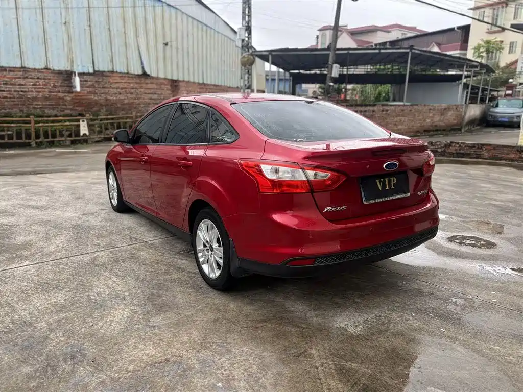 Ford Focus 2014