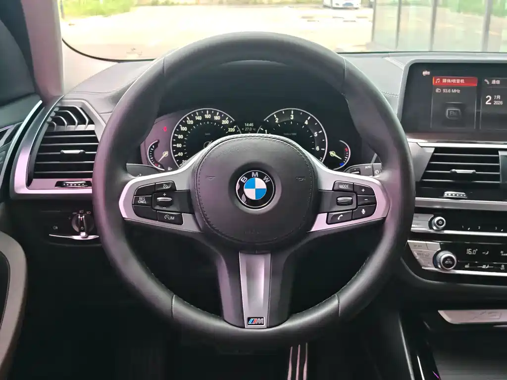 BMW X3 2019 — фото 21