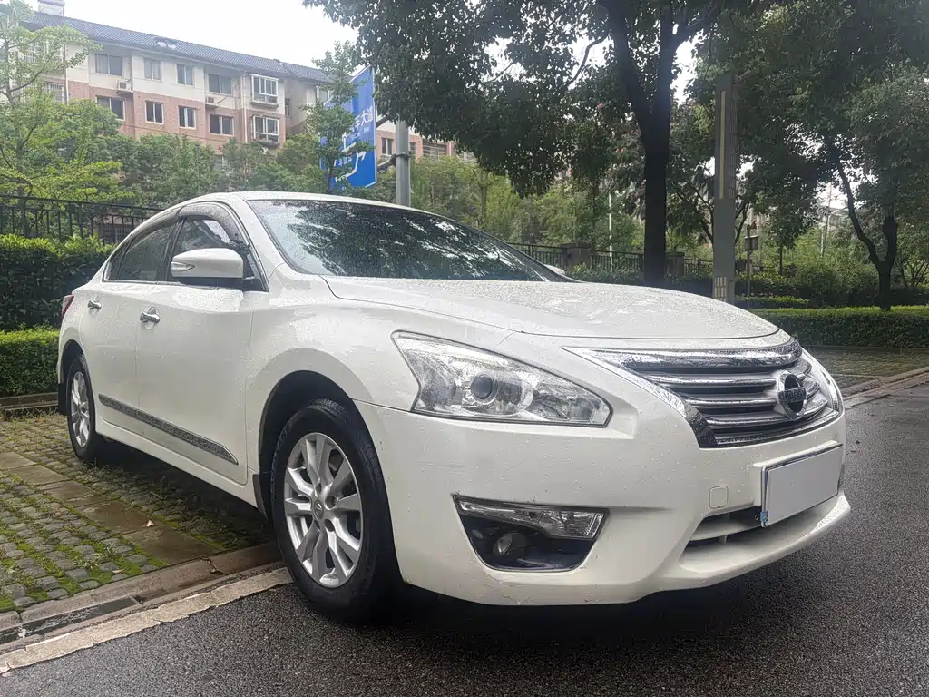 Nissan Teana 2015